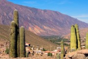 Escapada a Tilcara e iruya desde Villa Maria