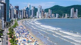 Viajes a Camboriu desde Villa Maria 